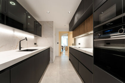 ae2e437b51b44167d4f74c324299326d - 9