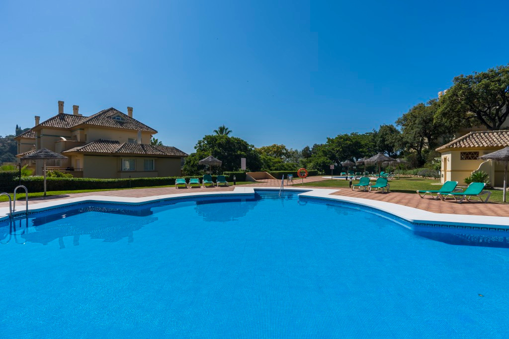 ae494a9afc5862b0e41b46cb8cc2ee57 - 7