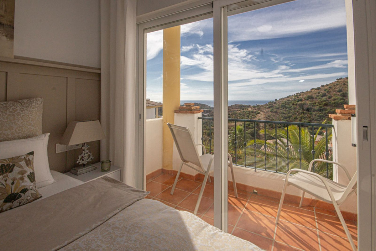 aea9ddeedde850ef5a541f442e52c287 - 37