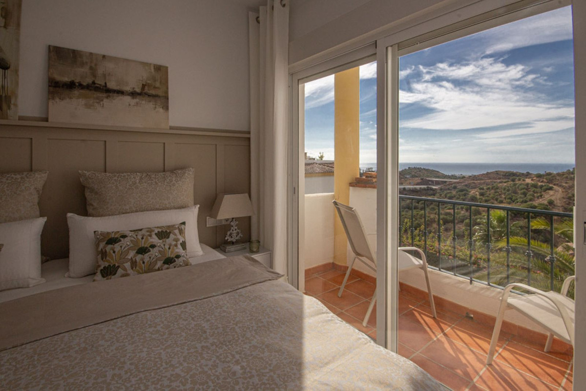 aea9ddeedde850ef5a541f442e52c287 - 38