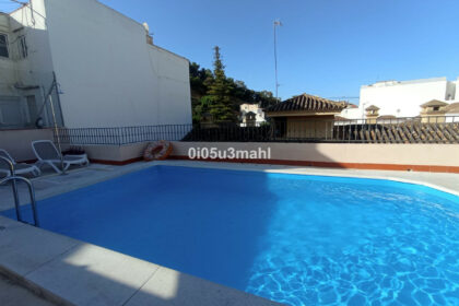 af09bcfc72558d3a0631644736f9136c - 4