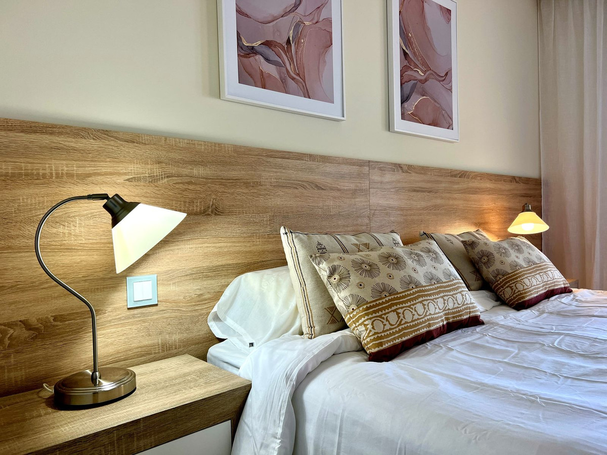 af1afcf2f0dbe86e8641f66cc401a4cb - 55