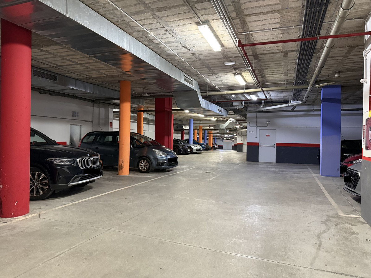 af1afcf2f0dbe86e8641f66cc401a4cb - 65