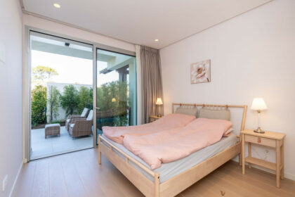 af6a9c1ffb9e4f9afccbc5c701838e0c - 10