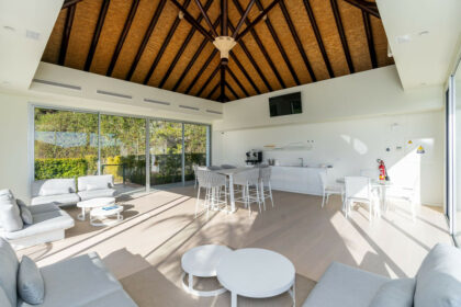 af6a9c1ffb9e4f9afccbc5c701838e0c - 18