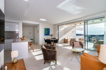 af6a9c1ffb9e4f9afccbc5c701838e0c - 4