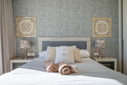 afec42f31752d1c28cf211dd68c857f9 - 12