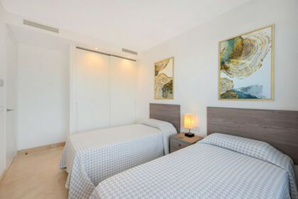 afec42f31752d1c28cf211dd68c857f9 - 16