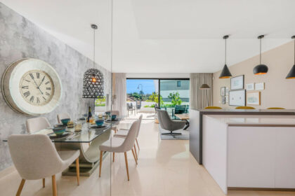 afec42f31752d1c28cf211dd68c857f9 - 41