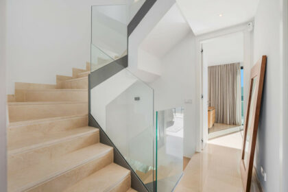 afec42f31752d1c28cf211dd68c857f9 - 7