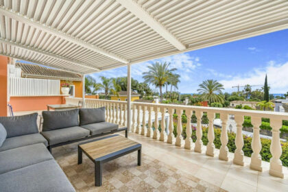 b071de3b02b8d2ad531405f2af9aef2e - 20