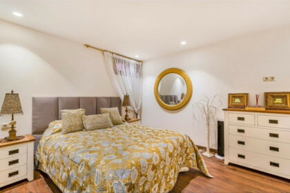 b071de3b02b8d2ad531405f2af9aef2e - 37