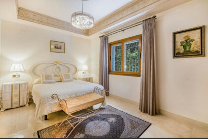 b071de3b02b8d2ad531405f2af9aef2e - 40