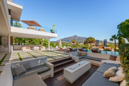 b0bede9a36cea3474dcfdbbe65d26d88 - 13