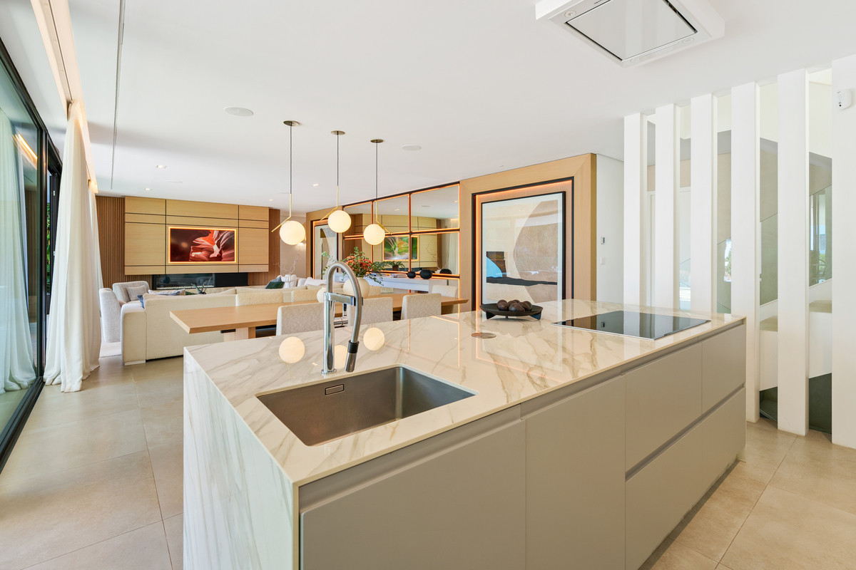 b0bede9a36cea3474dcfdbbe65d26d88 - 4