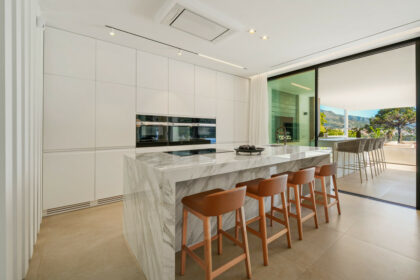 b0bede9a36cea3474dcfdbbe65d26d88 - 5