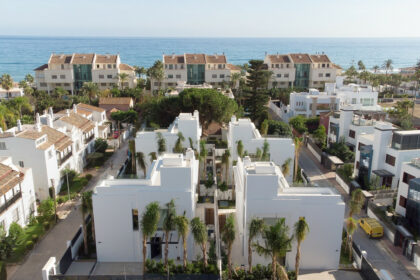 b1b909ce23f82f923fdba49c93f56c8e - 2