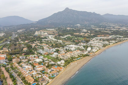 b1b909ce23f82f923fdba49c93f56c8e - 32