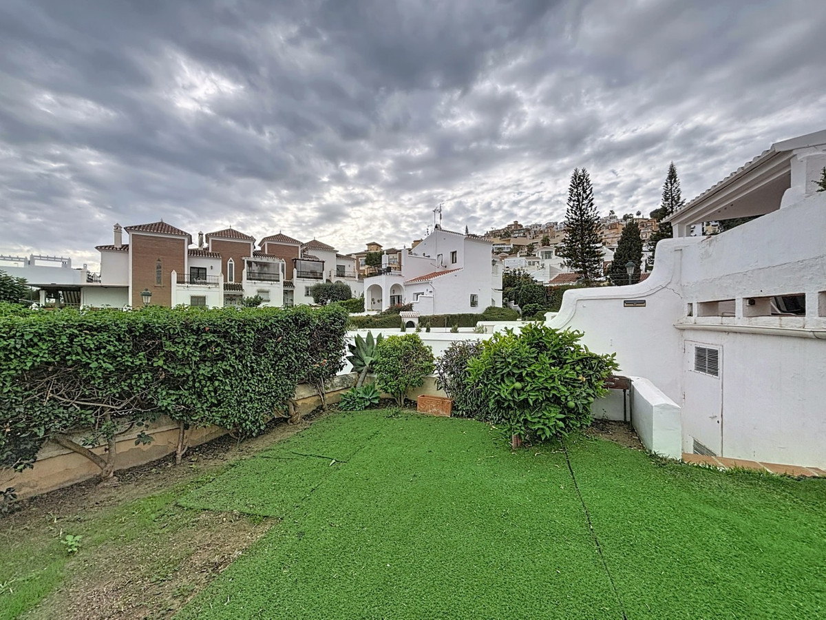 b25147d5bb30e7904bef89ba14c144de - 22