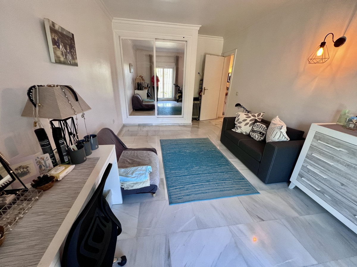 b3019872558e20c1e1ba659cf3e209e1 - 24