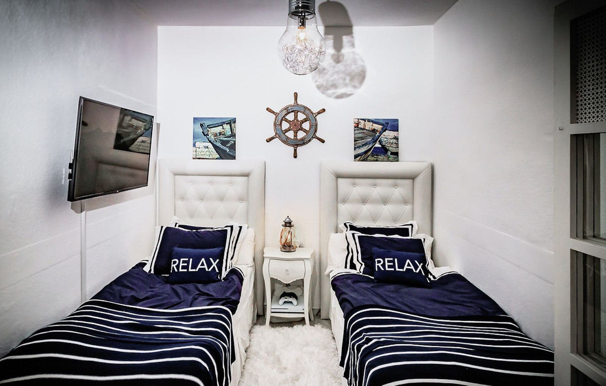 b3075cd04426d34d98044e0f14b75d32 - 7