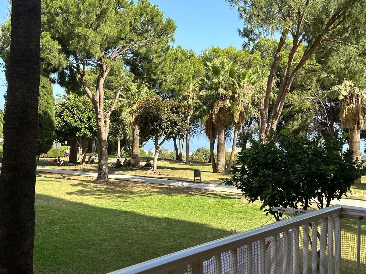 b32ce3ecdbc578a92e9dd79c861415c9 - 1