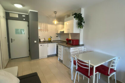 b32ce3ecdbc578a92e9dd79c861415c9 - 10