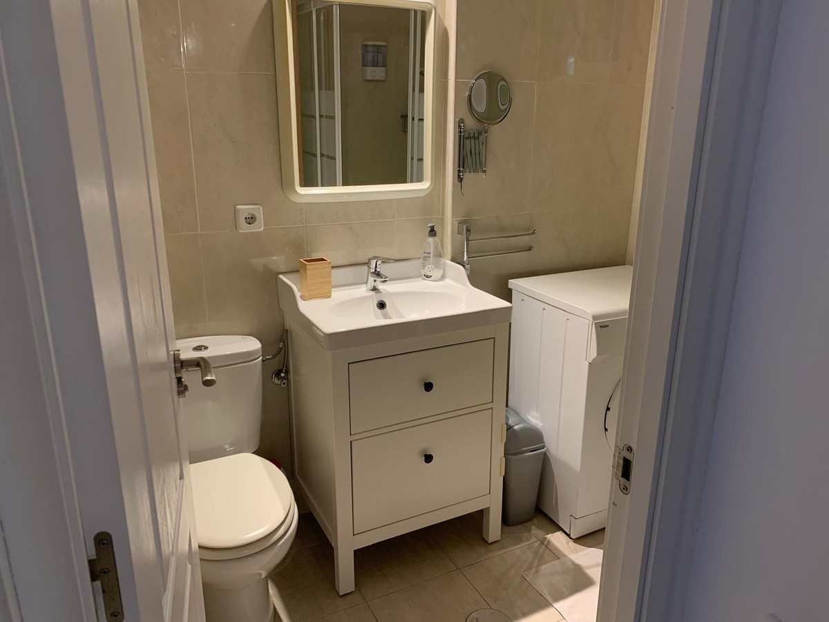 b32ce3ecdbc578a92e9dd79c861415c9 - 16