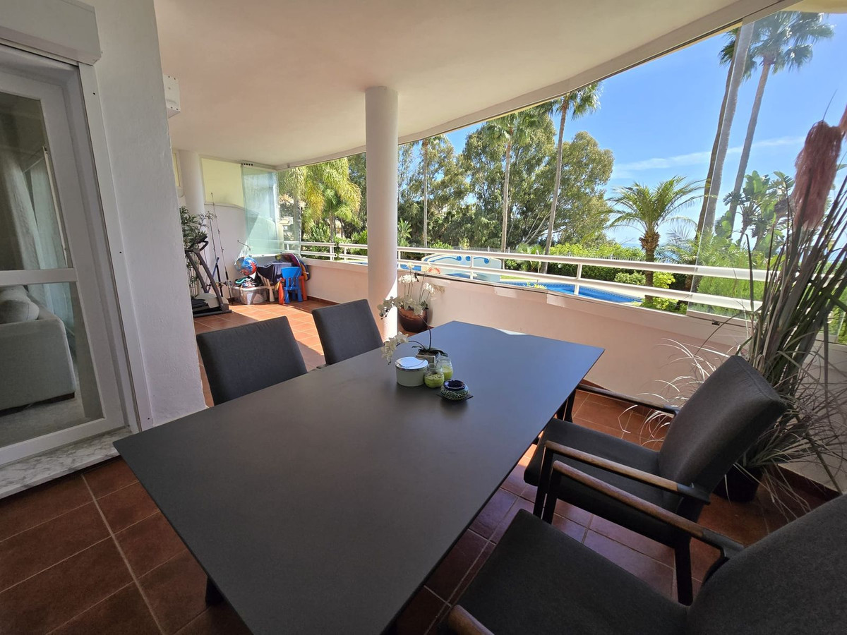 b3732bc38861bf69198ff82543f437ac - 11