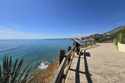 b3732bc38861bf69198ff82543f437ac - 13