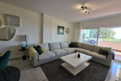 b3732bc38861bf69198ff82543f437ac - 15