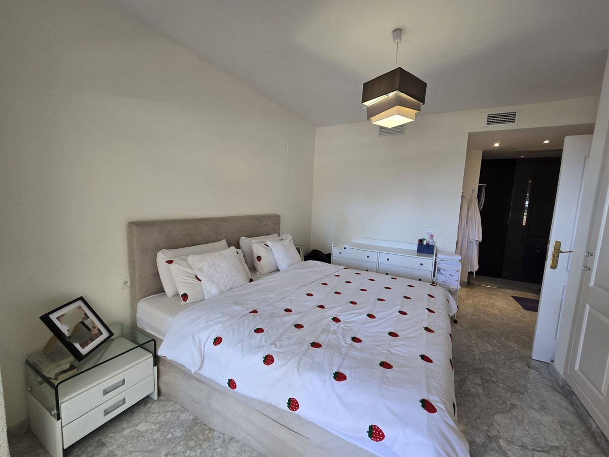 b3732bc38861bf69198ff82543f437ac - 27