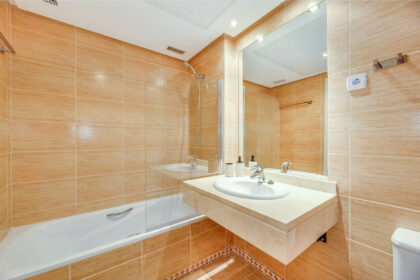 b3c3a833e1c8542d063130826187f1e4 - 13