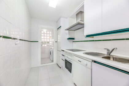 b3c3a833e1c8542d063130826187f1e4 - 8