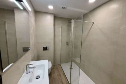 b4001a0a5b9c46e7267c666b7edc5bd3 - 23