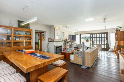 b424085e95515d5d09a77ee5aa01bd00 - 5