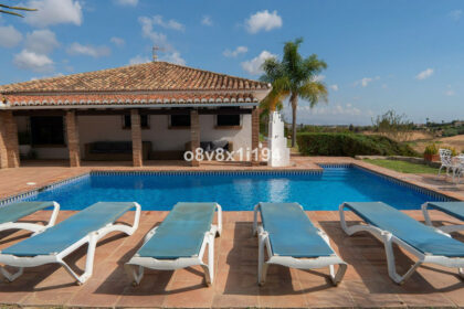 b4462de4faf6f106950c55c04e779fe7 - 1