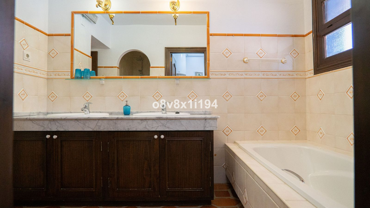 b4462de4faf6f106950c55c04e779fe7 - 12