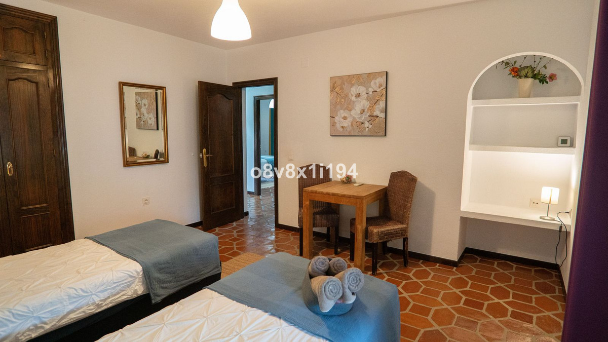 b4462de4faf6f106950c55c04e779fe7 - 15