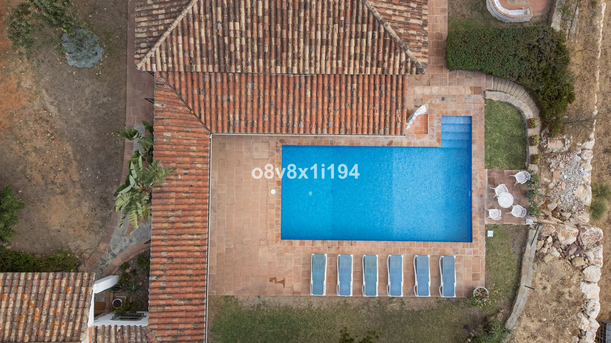 b4462de4faf6f106950c55c04e779fe7 - 37