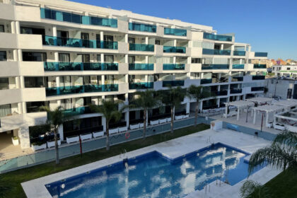 b44ff4e2d1063e047e837dd422c759a3 - 10