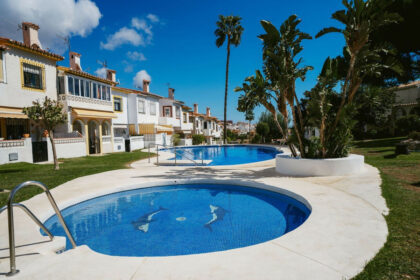 b4542d62847508e3aaf4e3cd78942815 - 12