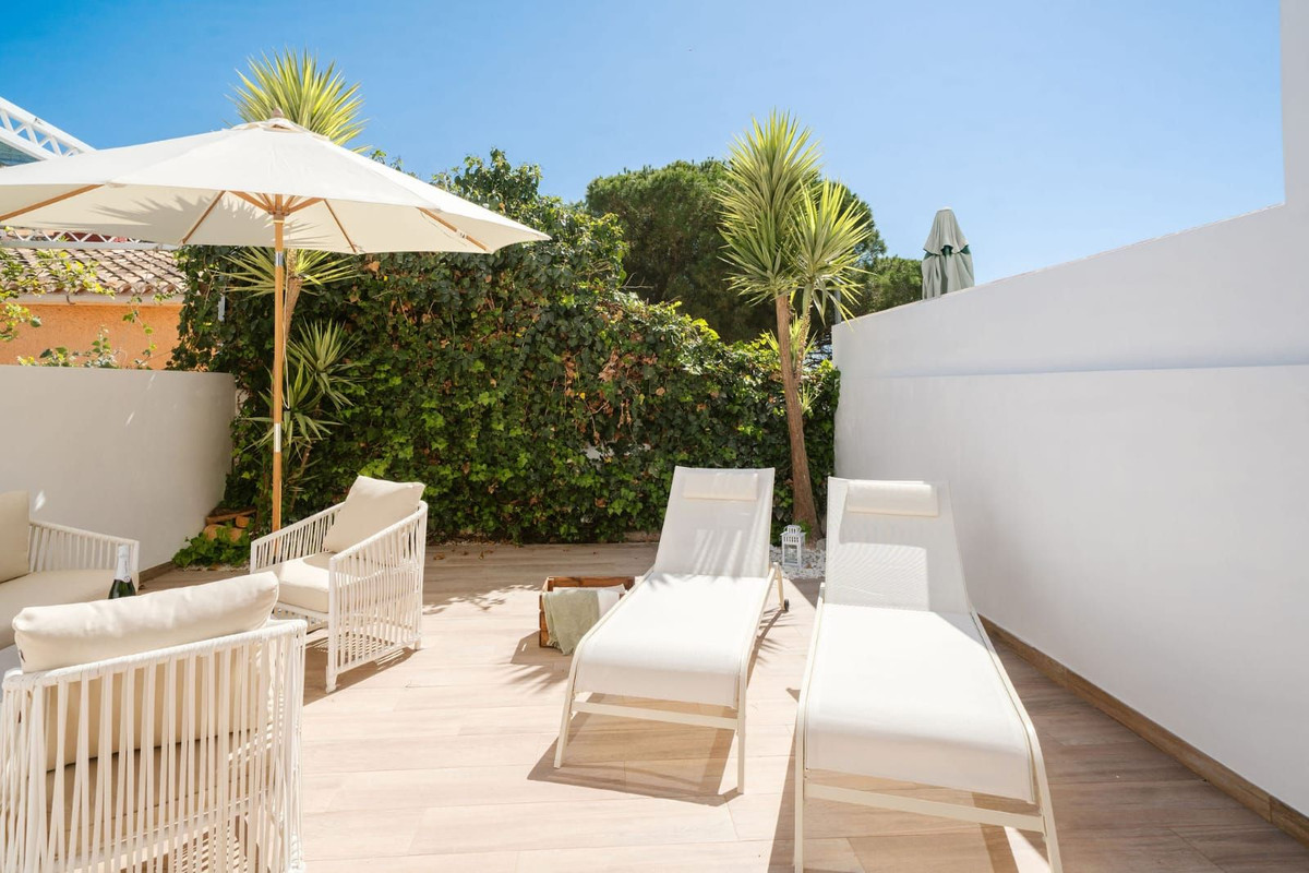 b4542d62847508e3aaf4e3cd78942815 - 14