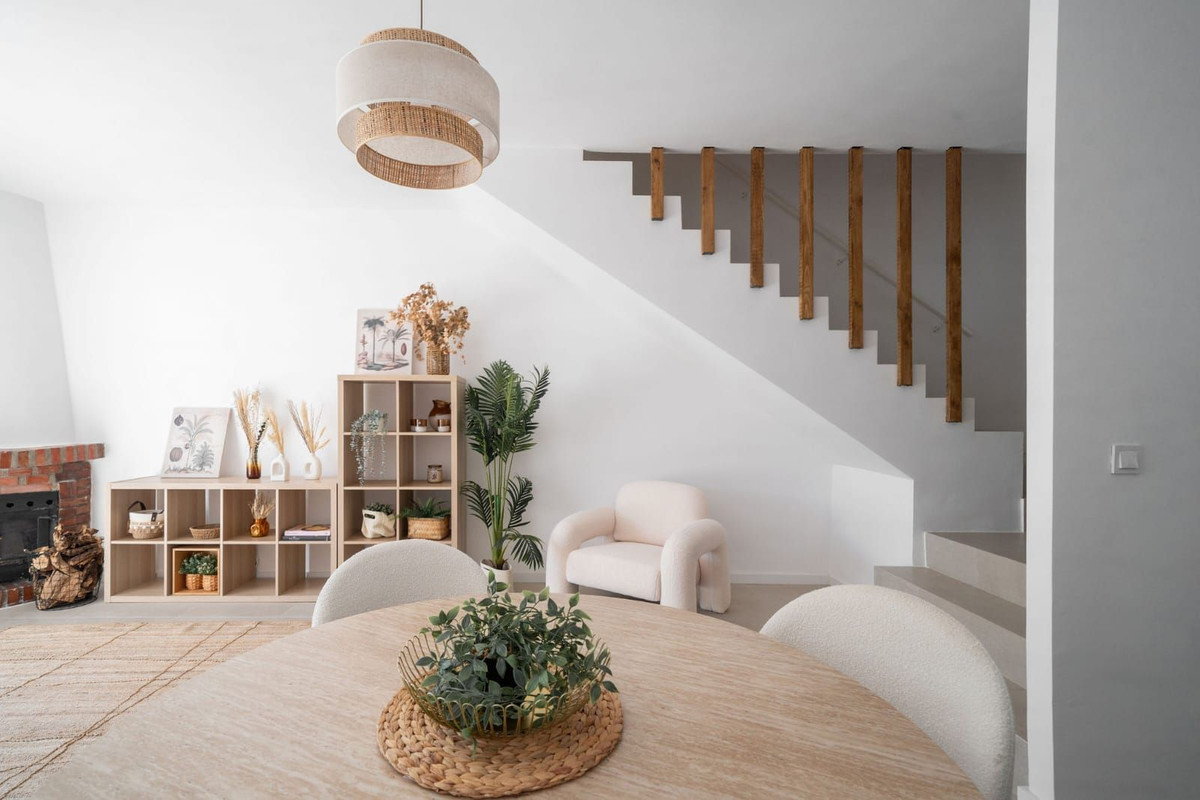 b4542d62847508e3aaf4e3cd78942815 - 9