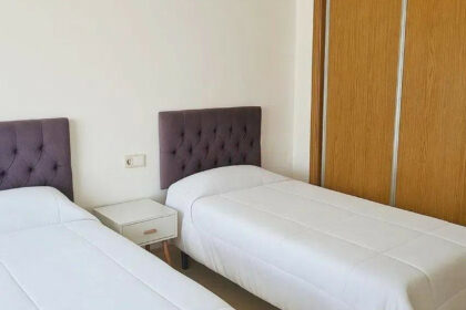 b479d7514d9fb16ff11bd96de0ee98cf - 14