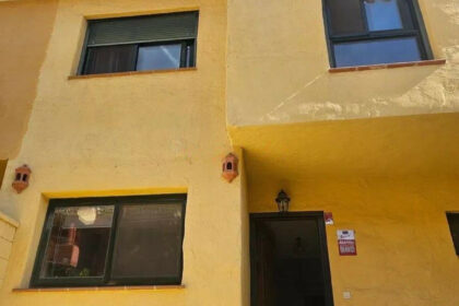 b479d7514d9fb16ff11bd96de0ee98cf - 26