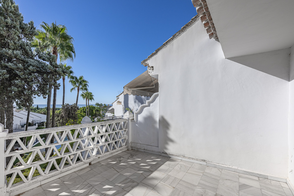 b48d547a07fb53fc868eafb0ddc47bf5 - 26