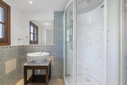 b48d547a07fb53fc868eafb0ddc47bf5 - 27