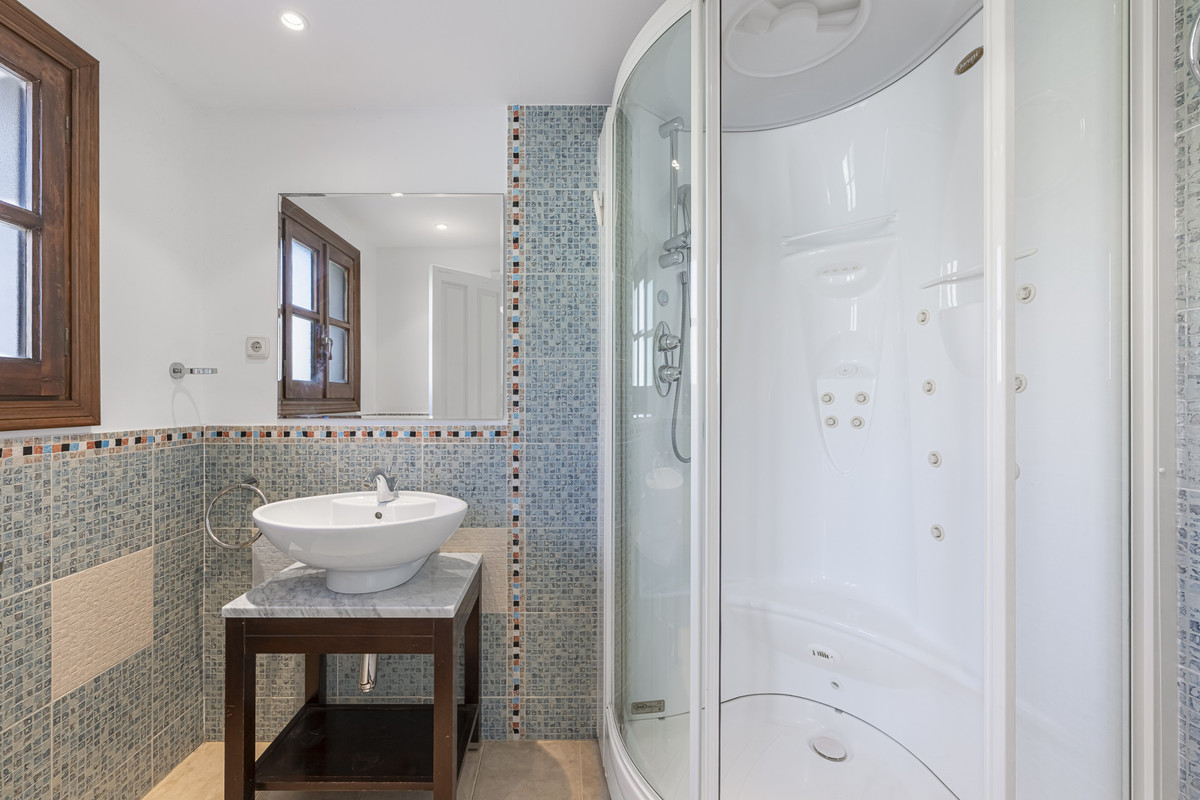 b48d547a07fb53fc868eafb0ddc47bf5 - 27