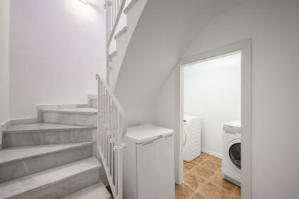 b48d547a07fb53fc868eafb0ddc47bf5 - 31